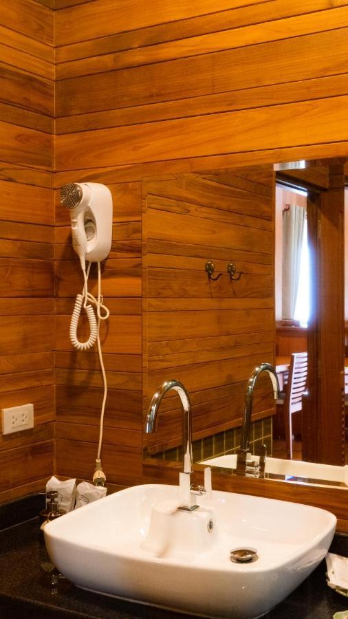 Vanasin Residence Tak Exteriör bild